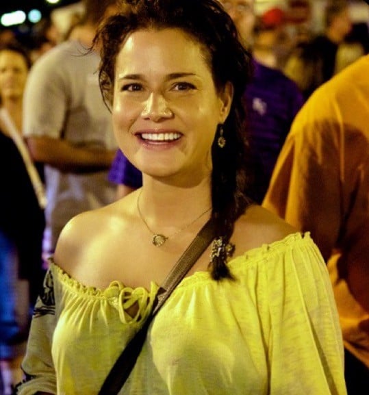 9AFE39CB-20EF-4150-A6A3-0DA051B2ED78