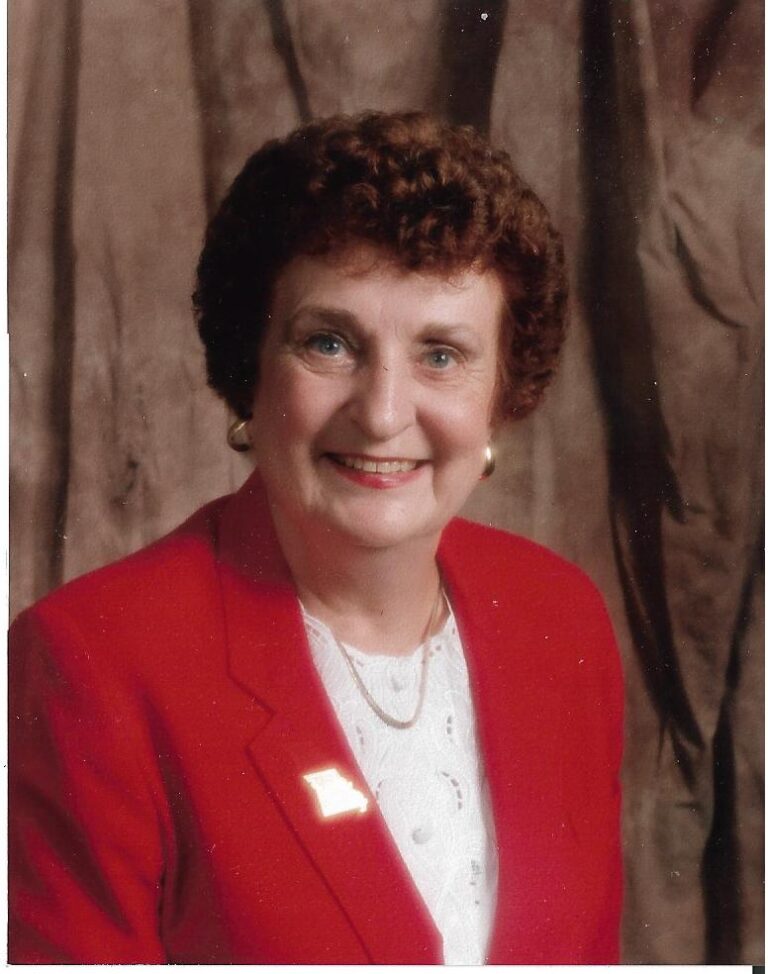 Alyse-Stoll-Obit-Photo