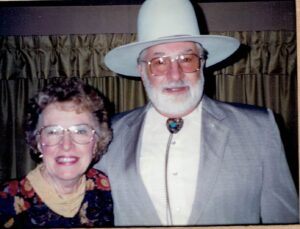 Mom and Dad 10 gal hat.