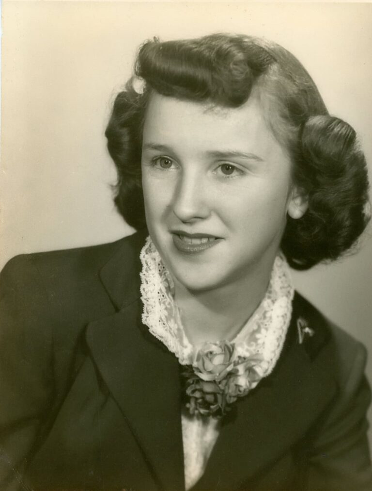 Ruth_Ellen_Resized_Sharpened